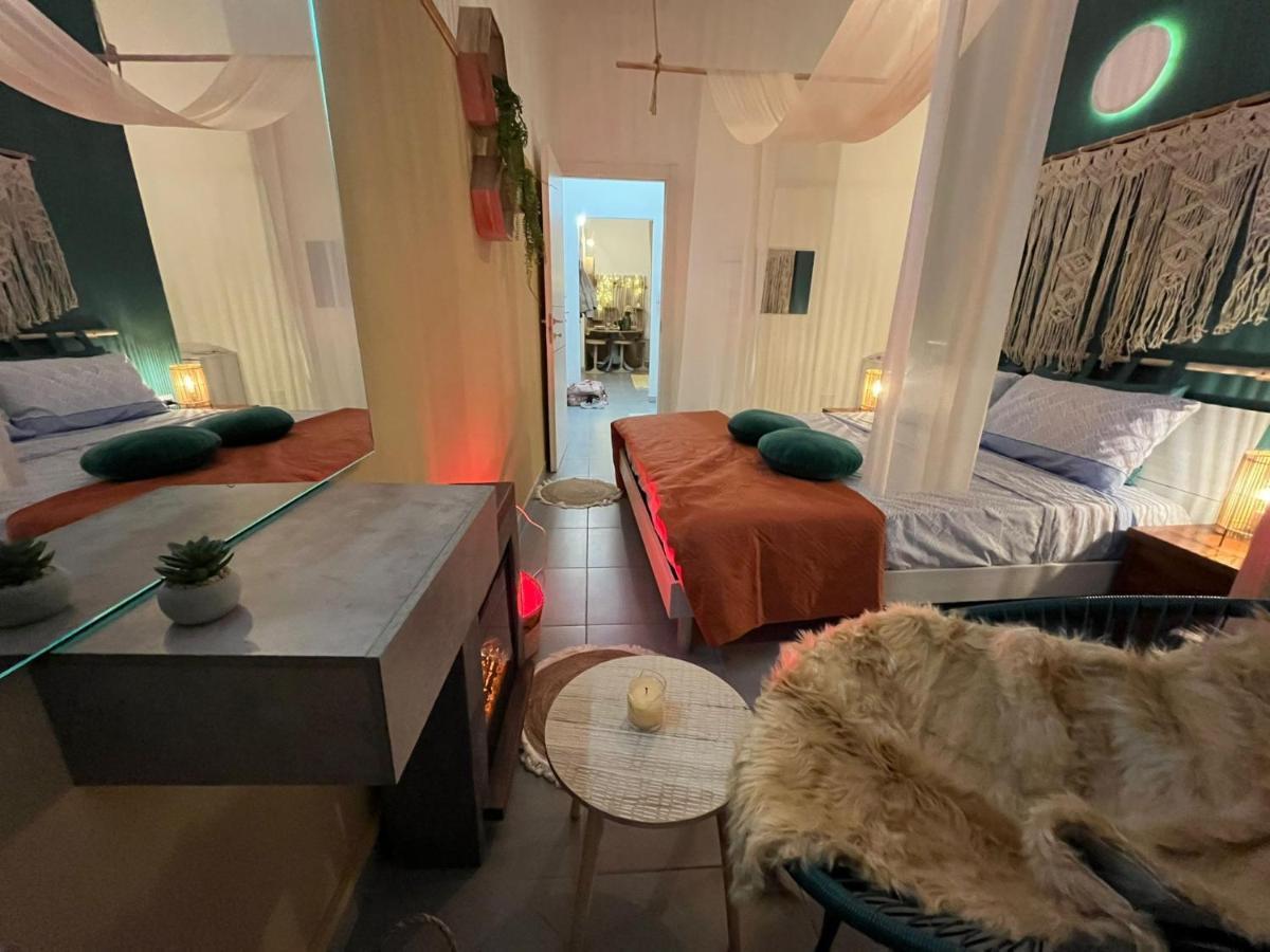 H33 Boutique Apartment In Livorno Centro Luaran gambar