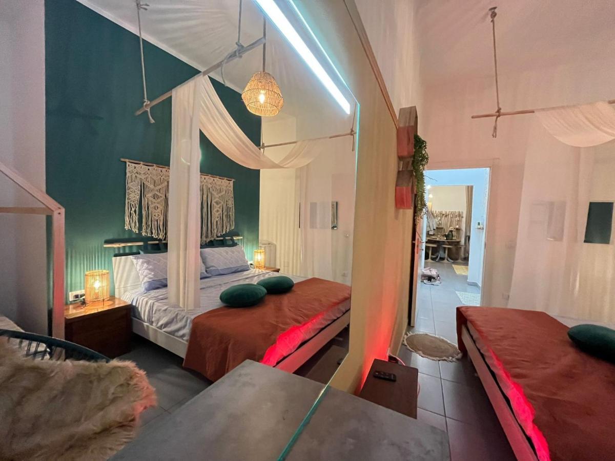 H33 Boutique Apartment In Livorno Centro Luaran gambar